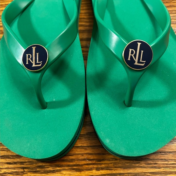 Lauren Ralph Lauren Green Flip Flop Sandals Size 7-8 NWOT - Picture 6 of 9